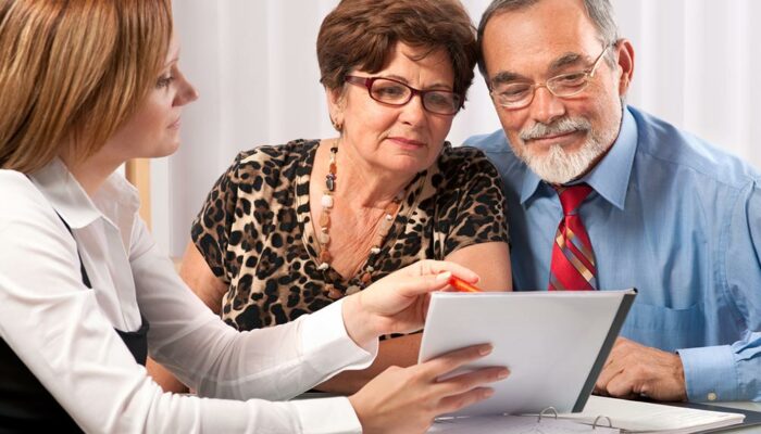 7 mistakes to avoid while opening a savings account