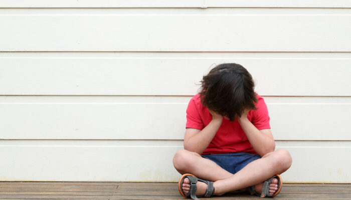 6 common signs of child neglect